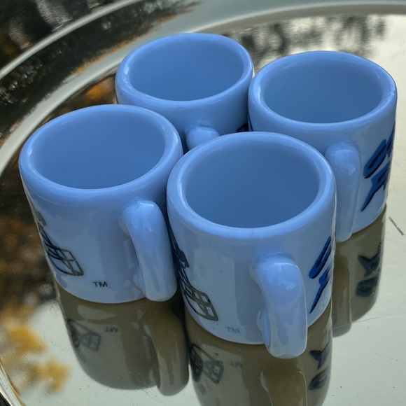 COLLECTABLE VINTAGE NFL MINIATURE MINI COFFEE CUP MUG LOT OF 4 - Picture 4 of 17